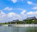 城淀相映入画来