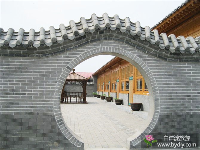 白洋淀水上仿古养生房